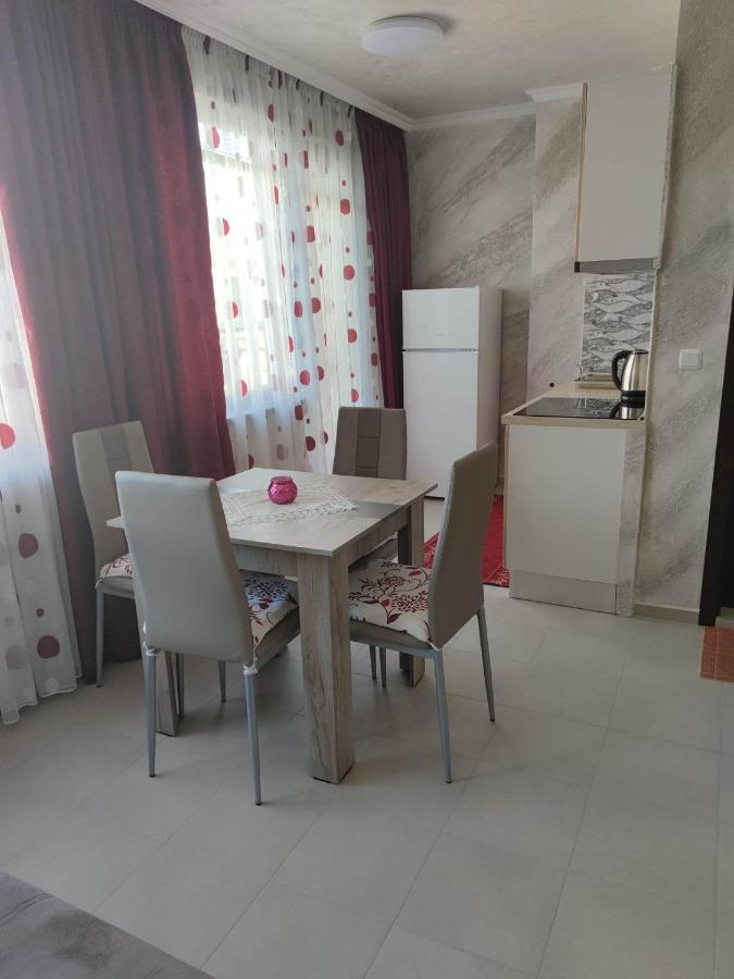 Apartament Piero Pomorie Buitenkant foto