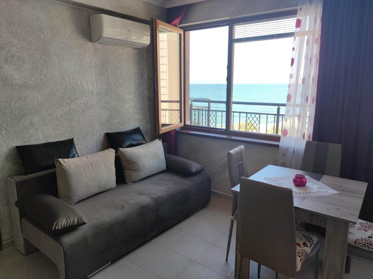 Apartament Piero Pomorie Buitenkant foto