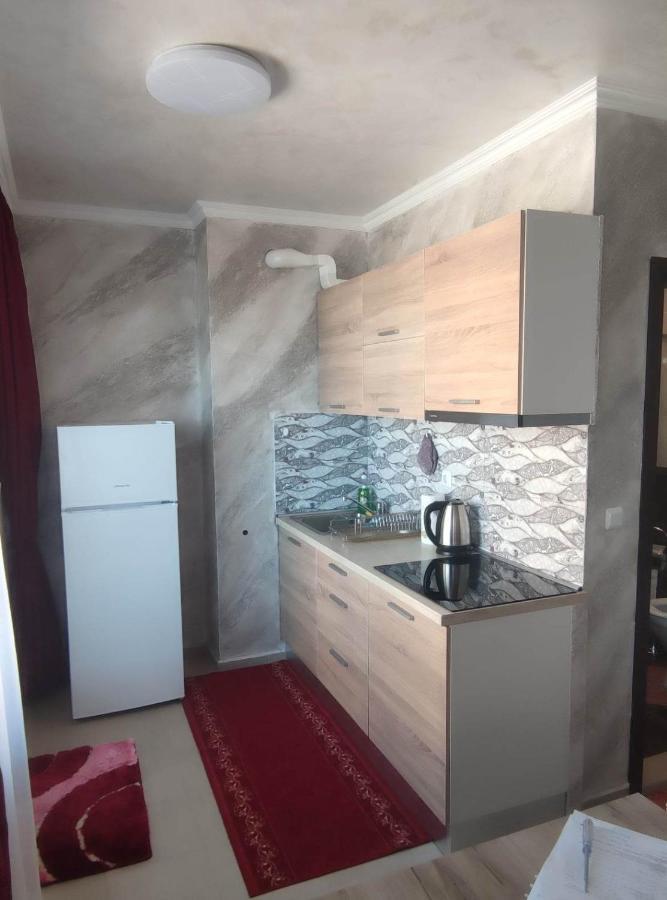 Apartament Piero Pomorie Buitenkant foto