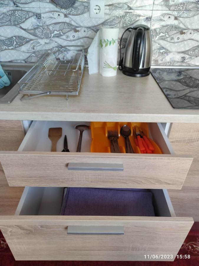 Apartament Piero Pomorie Buitenkant foto